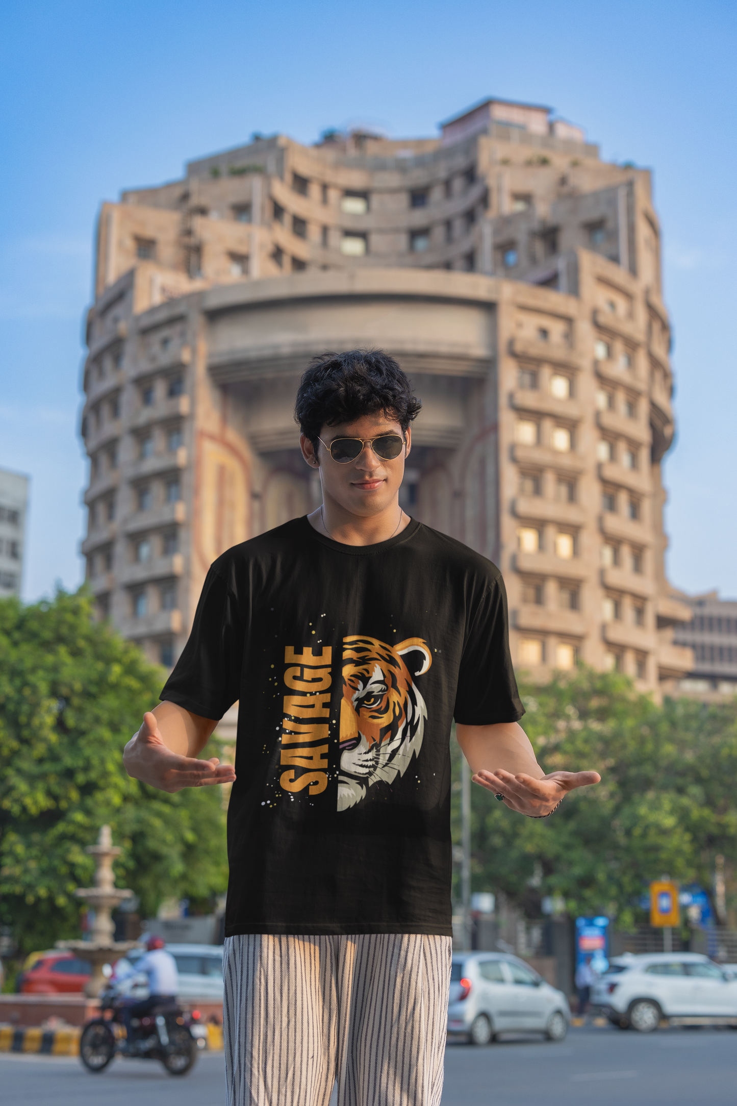 "TIGER SAVAGE" PRINT TSHIRT-MALE